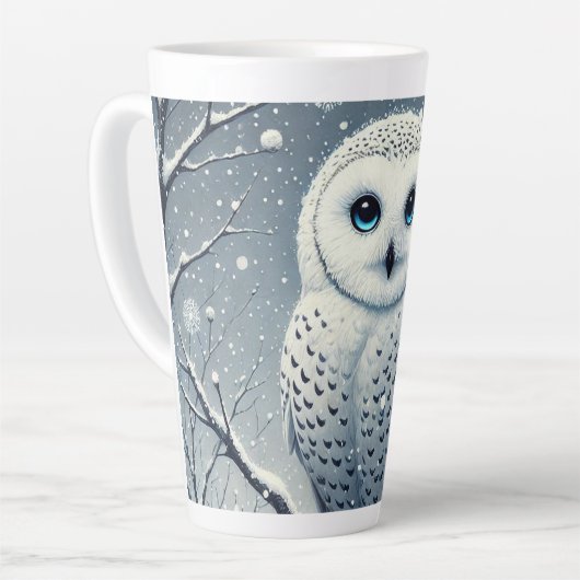 Sneeuwuil neergestreken op Snowy Branch Latte Mok (Linkerhoek)