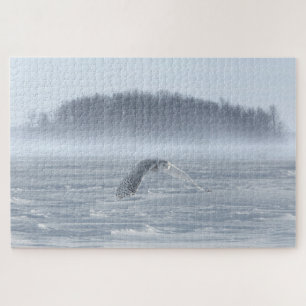 Sneeuwuil vliegend in de winter legpuzzel