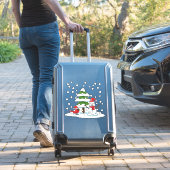 Sneeuwval op kardinaal-, neushoorn- en pijnbomen sticker (Koffer Insitu)