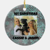 Sneeuwvlok gepersonaliseerde foto 1e Kerstmis Keramisch Ornament (Achterkant)