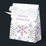 Sneeuwvlok Kerst Paarse Zilver Bedankdoosjes<br><div class="desc">Snowflake Christmas Paarse Silver,  Zal er fantastisch uitzien op al uw Party Supplies perfect afgestemd op uw kerstcadeau en u kunt jouw naam gemakkelijk aanpassen,  U kunt mijn design ook overzetten naar meer dan 1.000 Zazzle-producten. Succes - wees blij :)</div>