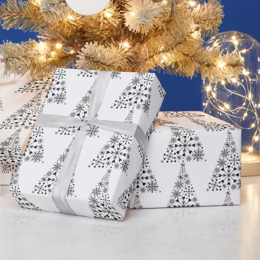Sneeuwvlok Kerstboom Zwart Wit Cadeaupapier (Feestdagen)