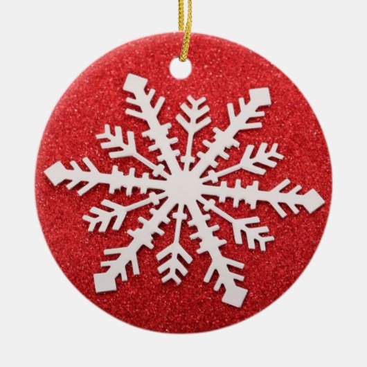 Sneeuwvlok op Rode Kerstversiering Keramisch Ornament (Voorkant)