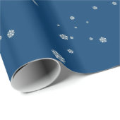 Sneeuwvlokken aan de donkerblauwe hemel cadeaupapier (Rol Hoek)