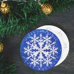 Sneeuwvlokken Blauw Wit Feestdagenkaart<br><div class="desc">Aantrekkelijk ontwerp van sneeuwvlokken.</div>