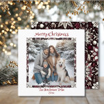 Sneeuwvlokken Familie Foto Kerst Feestdagenkaart<br><div class="desc">Persoonlijke kerstkaarten met een familiefoto.  Bourgondië en witte sneeuwvlokken feestelijke vakantie achtergrond.</div>