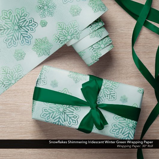 Sneeuwvlokken glinsterende iriserende Winter Green Cadeaupapier