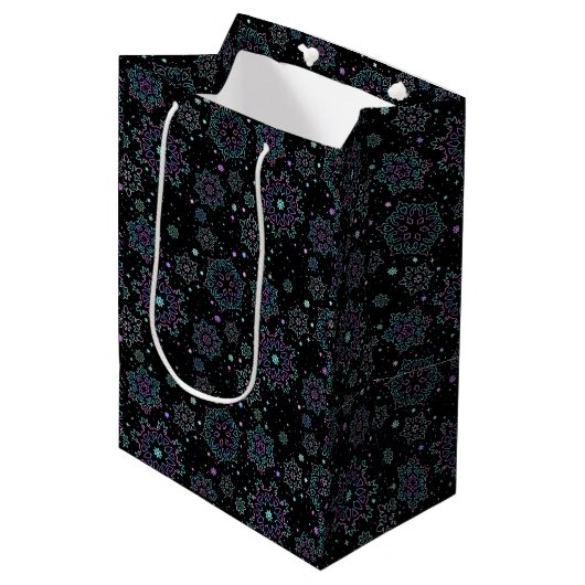 Sneeuwvlokken Medium Cadeauzakje (Voorkant Gekanteld)