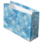 Sneeuwvlokken op blauw groot cadeauzakje (Voorkant Gekanteld)