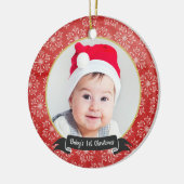 Sneeuwvlokken op de Rode Eerste Kerstkanon Keramisch Ornament (Links)