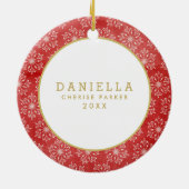 Sneeuwvlokken op de Rode Eerste Kerstkanon Keramisch Ornament (Achterkant)