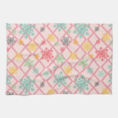 Sneeuwvlokken op een roze achtergrond met verflakk theedoek (Horizontaal)