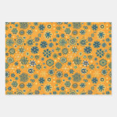  sneeuwvlokken op geel inpakpapier vel (Voorkant)