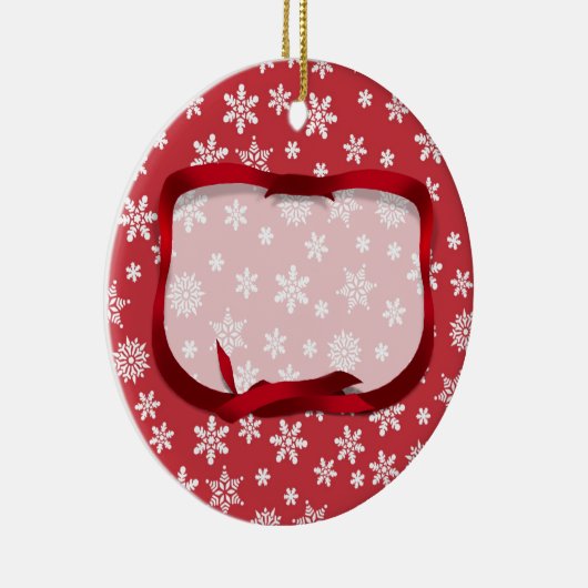 Sneeuwvlokken op rode achtergrond keramisch ornament (Rechts)