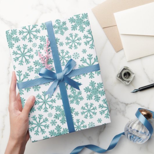 Sneeuwvlokken op wit. cadeaupapier (Geschenken)