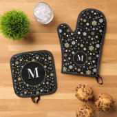 Sneeuwvlokken op Zwart Goud Monogrammed Kerstmis Ovenwant & Pannenlap Set (Top down)