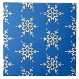 Sneeuwvlokken, zilveren kristallen op kobaltblauw tegeltje