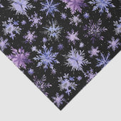 Sneeuwvlokken zwart paarse tissuepapier (Detail)