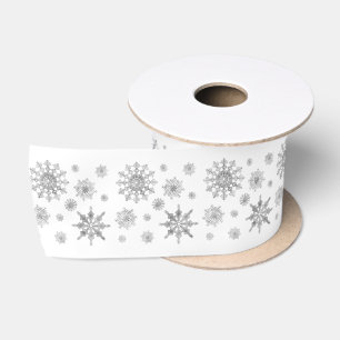 Sneeuwvlokkenpatroon in zilver-grijze kleur satijnen lint