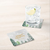 Sneeuwwinterbomen met prettige kerstvakantie onder kartonnen onderzetters (Insitu)