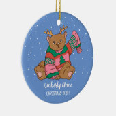 Sneeuwwintervakantie met Beer kerstmis Keramisch Ornament (Rechts)