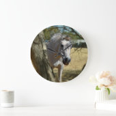 Sneeuwwit de paarse, grote ronde wandklok. grote klok (Huis)