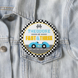 Snel & Drie Raceauto 3e verjaardagsfeestje favor Ronde Button 4,0 Cm