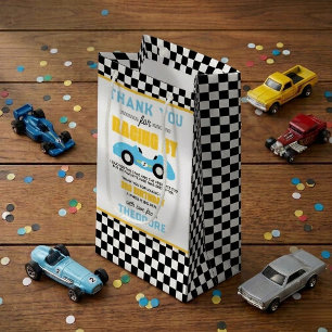 Snel & Drie Raceauto 3e verjaardagsfeestje Klein Cadeauzakje