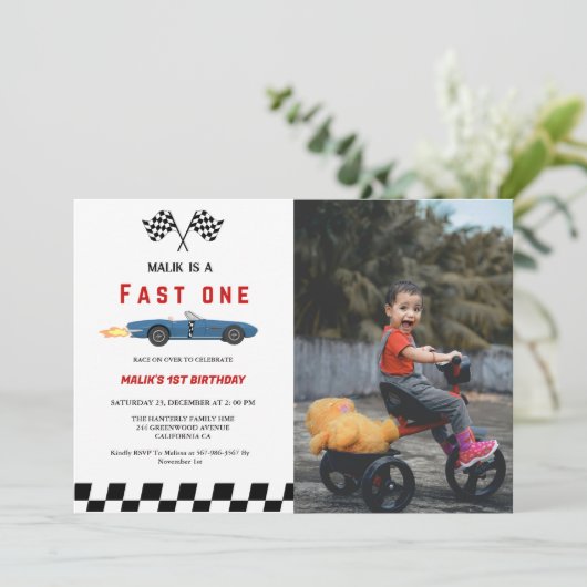 Snel een Auto race Jongen Eerste Verjaardag Party Kaart (Staand voorkant)