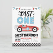 Snel Eén Rode Race Auto Jongen 1e Verjaardagsfeest Kaart (Staand voorkant)