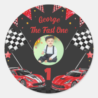 Snel Eén Rood & Zwart Raceauto Foto 1e Verjaardag Ronde Sticker