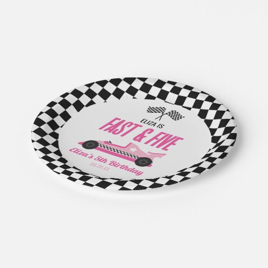 Snel & Vijf Roze Race Auto 5e Verjaardagsfeestje Papieren Bordje (Gekanteld)