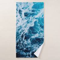 Snel zee tijdens het varen. Dramatiek en afbeeldin