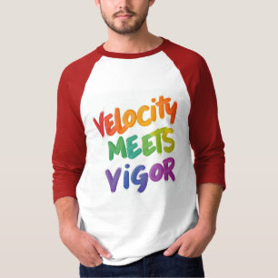 Snelheid ontmoet kracht en t-shirt