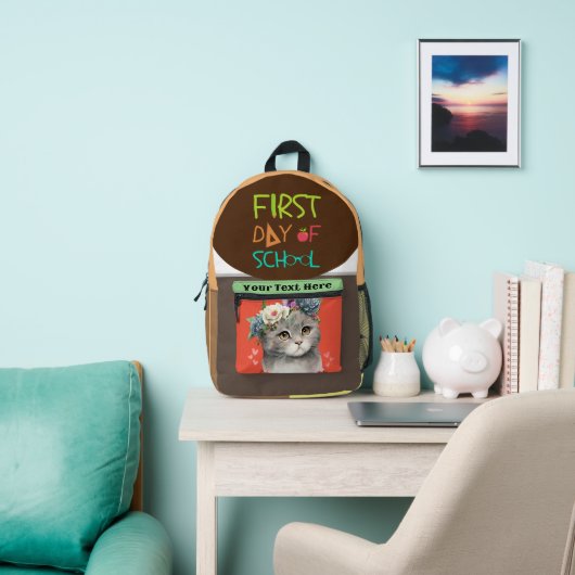 Snelle dag van school met liefdeskat bedrukte rugzak (Insitu)