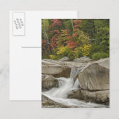 Snelle rivier door rotsen stromend, Wit Briefkaart (Voorkant / Achterkant)