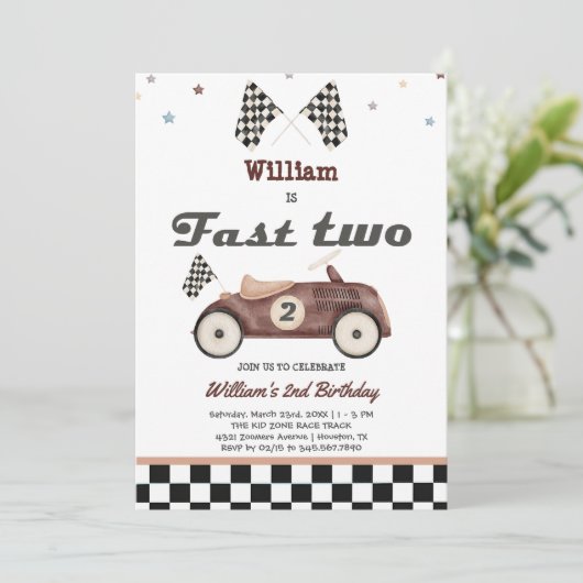 Snelle uitnodigingen voor twee  kattenauto's op za (Staand voorkant)