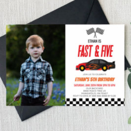 Snelle & Vijf Rode Vlam Race Auto 5e Verjaardagsfe Kaart