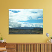 Snelweg 97 Ontmoet Mount Shasta Canvas Afdruk (Insitu (Woonkamer))