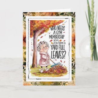 Snerpende oude dame harkt bladeren herfst herfst h kaart