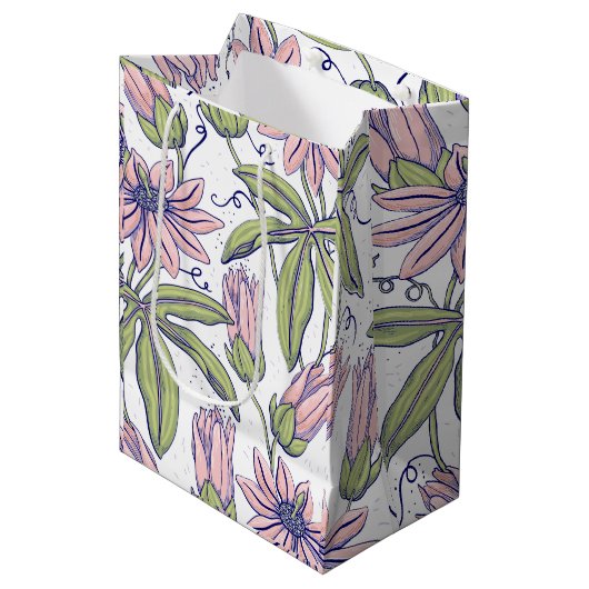 Snijd het bloempatroon in roze en groen voor de ve medium cadeauzakje (Voorkant Gekanteld)