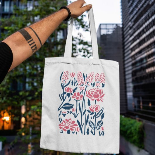 Snijd roze bloemen uit tote bag