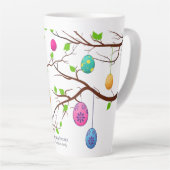 Snijden van paaseieren, lentevertakkingen latte mok (Rechterhoek)