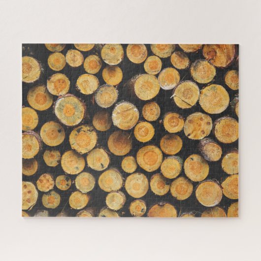 Snijstack van boomstammen, vers legpuzzel (Horizontaal)