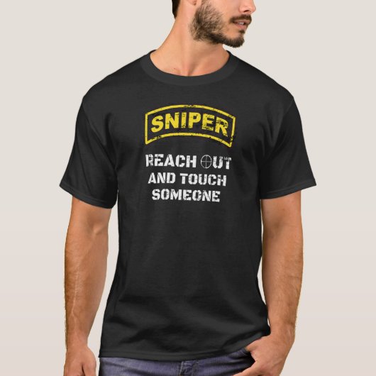 Sniper Reach Out Competitive Shooting Range Milita T-shirt (Voorkant)