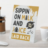 Snippen op melk en sap Goud & Black Hip Hop Reclamebord Met Voetstuk (Insitu)