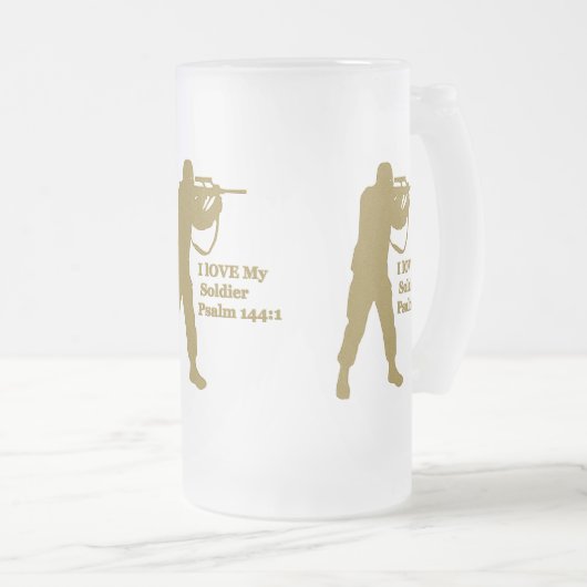 Snipper van goudsoldel matglas bierpul (Voorkant rechts)