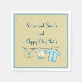 Snippers slakken knuppels met babykleding servet