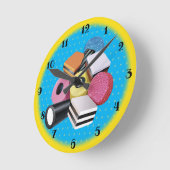 Snoep Allerlei. Grote wandklok. Geel en blauw. Ronde Klok (Hoek)