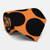 Snoep Oranje achtergrond met zwarte polka stippen  Stropdas (Opgerold)